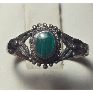 Southwestern vintage sterling silver ring sz 6.5